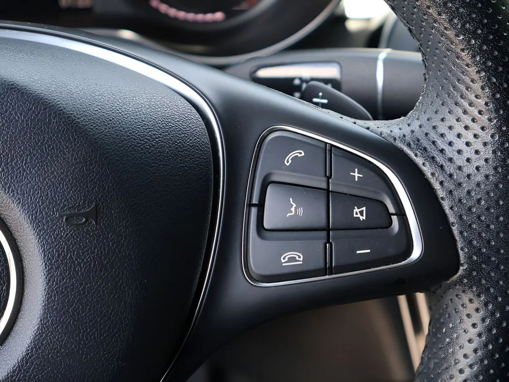 Used 2019 Black Mercedes-Benz GLC 300 image 29