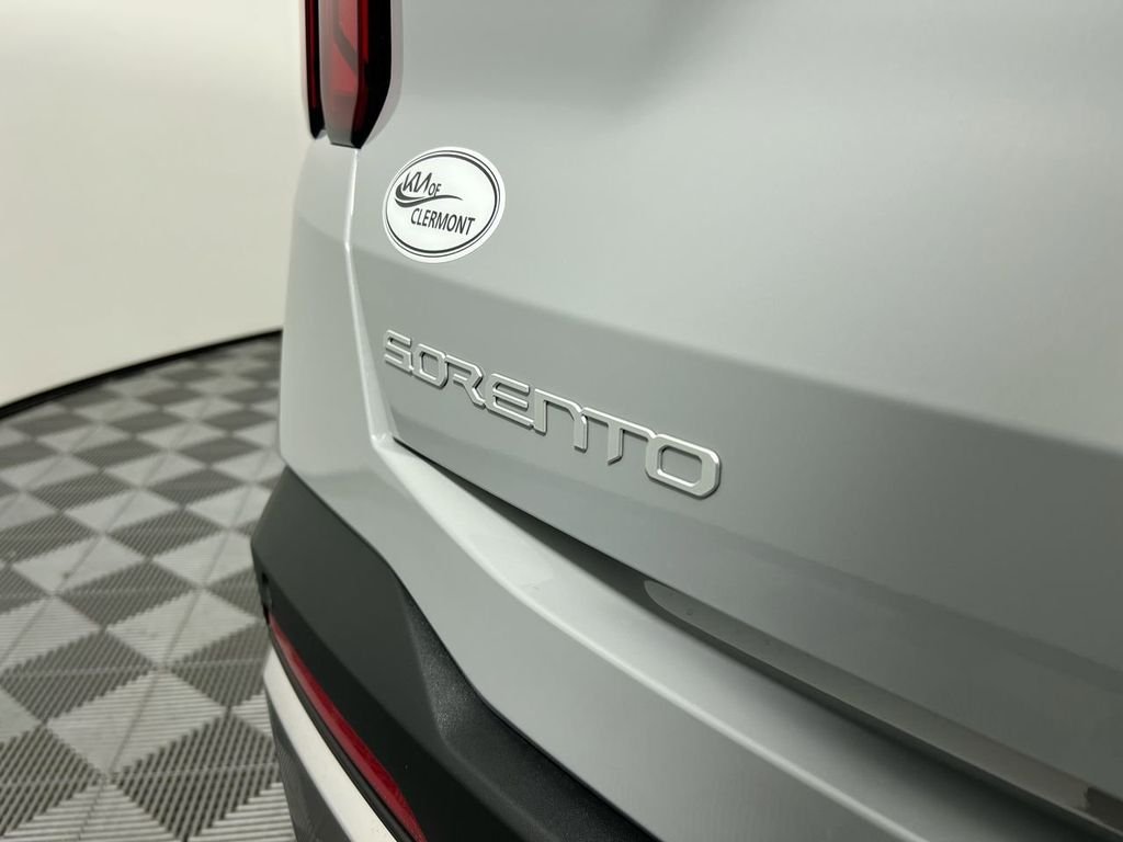 2026 Kia Sorento EX - Photo 5
