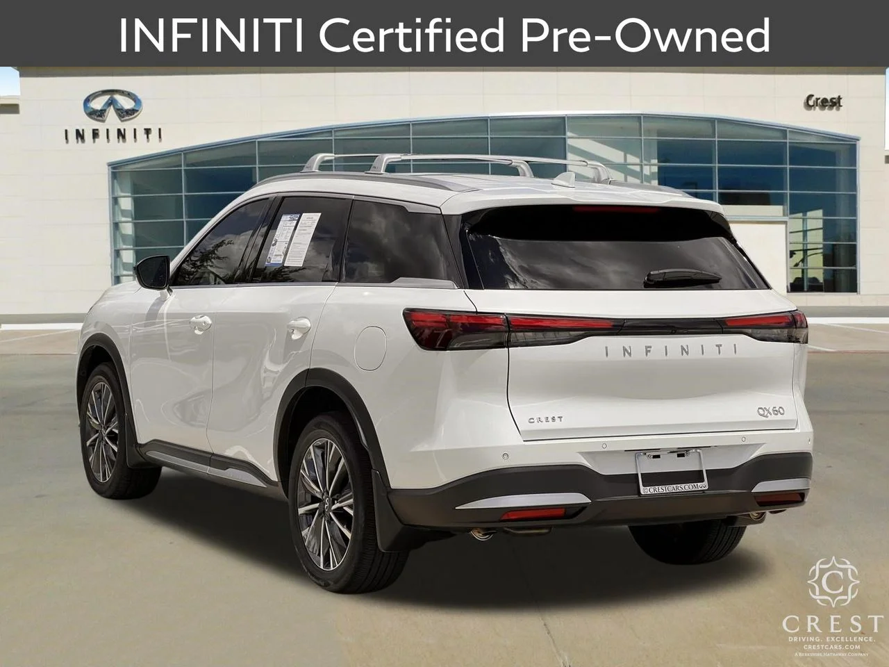 Certified Used 2026 Radiant White INFINITI LUXE image 8