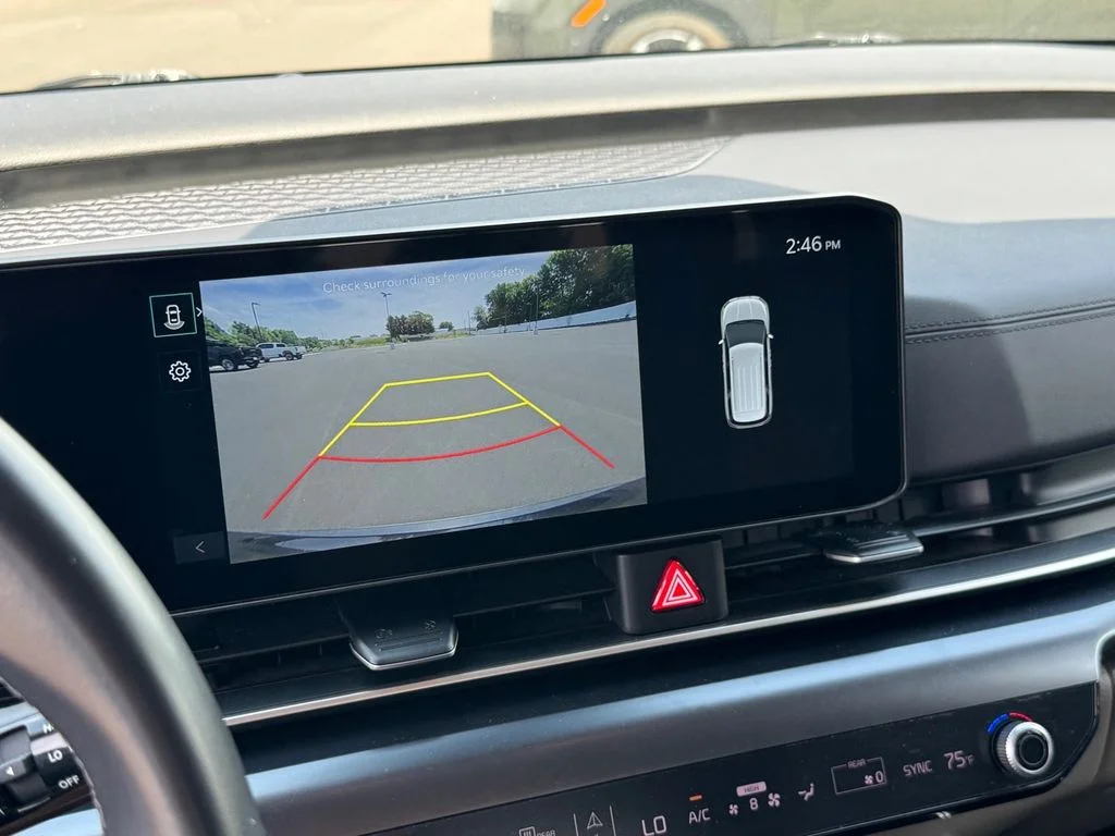 Used 2025 Gray Kia LXS image 31