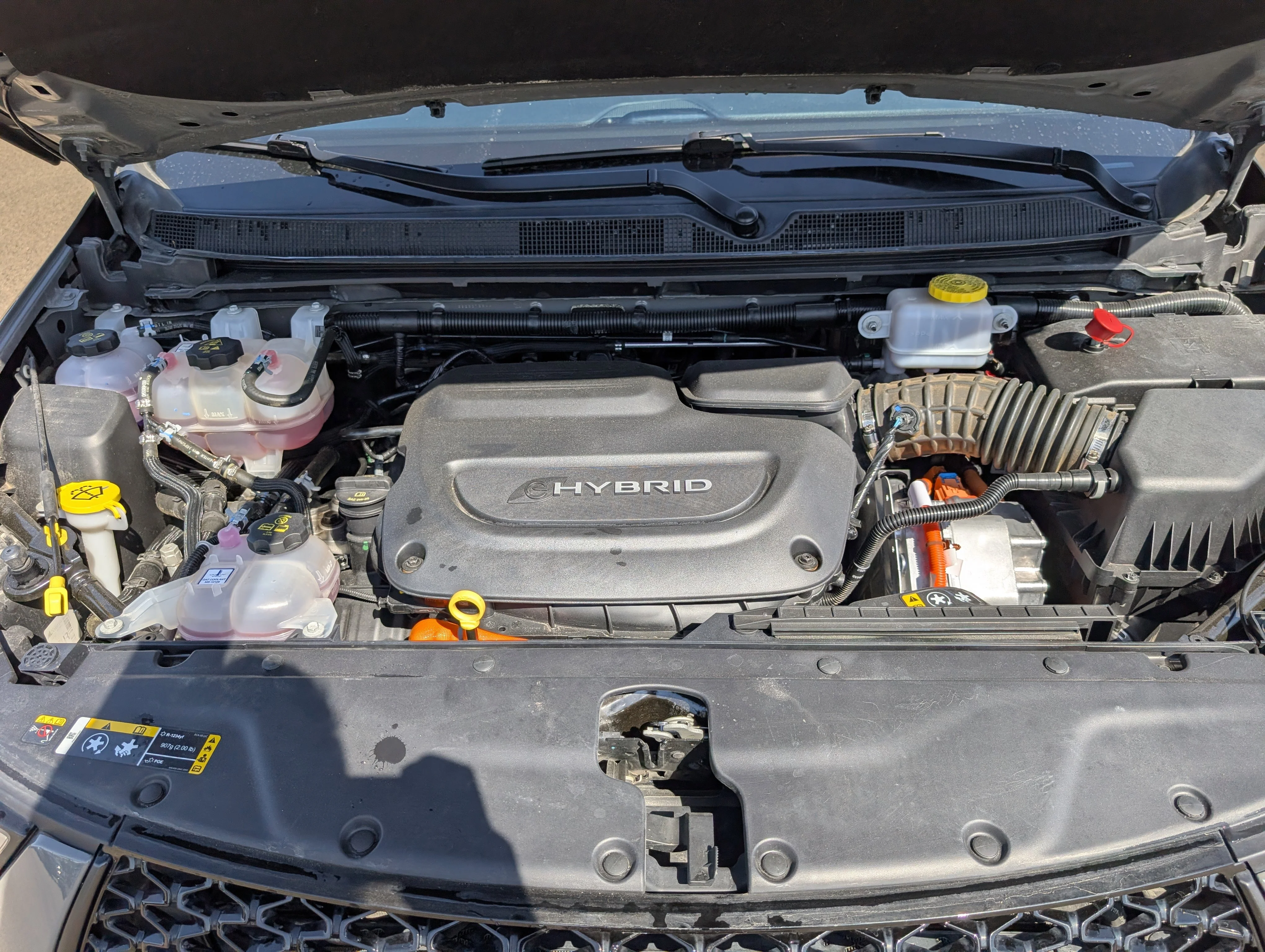 Used 2022 Ceramic Grey Chrysler Limited image 38
