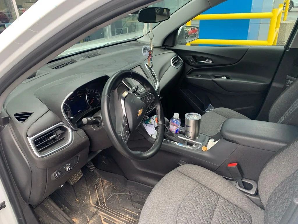 Used 2024 Summit White Chevrolet LT image 8
