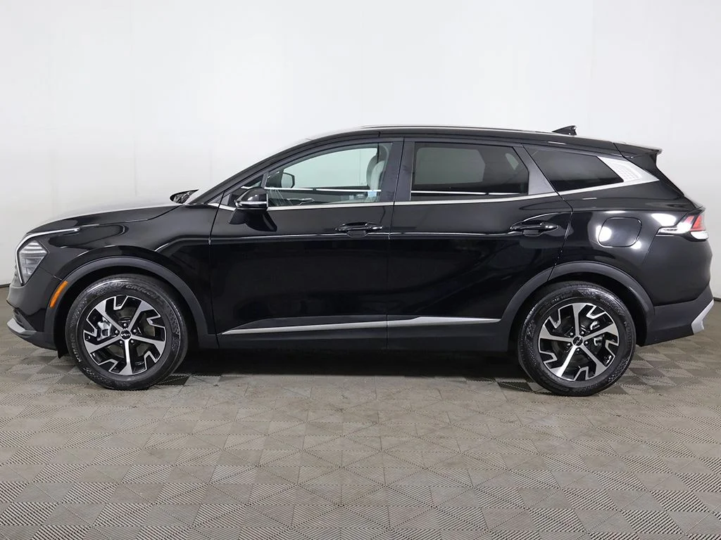 Used 2024 Black Kia EX image 17