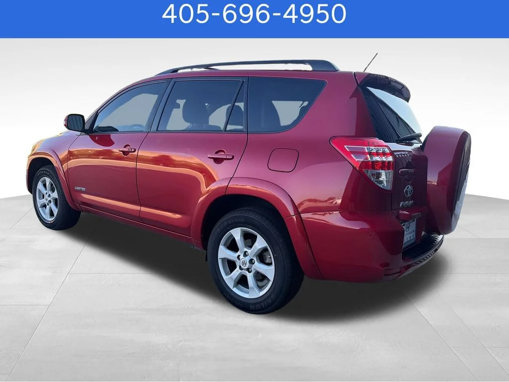 Pre-Owned 2011 Toyota RAV4 Ltd