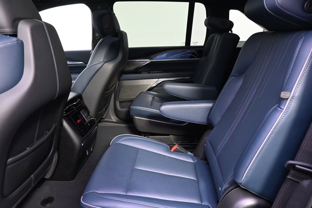 2025 Cadillac Escalade IQ Sport 2 - Photo 21