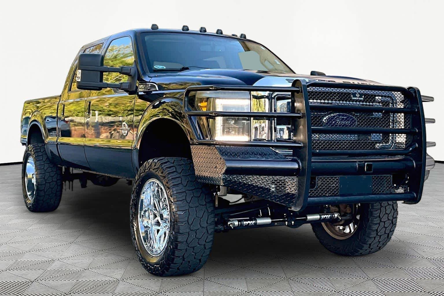 Used 2016 Shadow Black Ford Lariat image 2