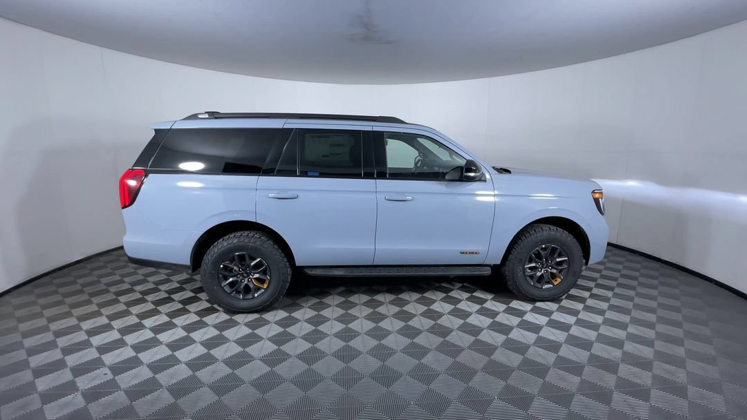 Used 2026 Glacier Gray Metallic Ford Tremor image 9