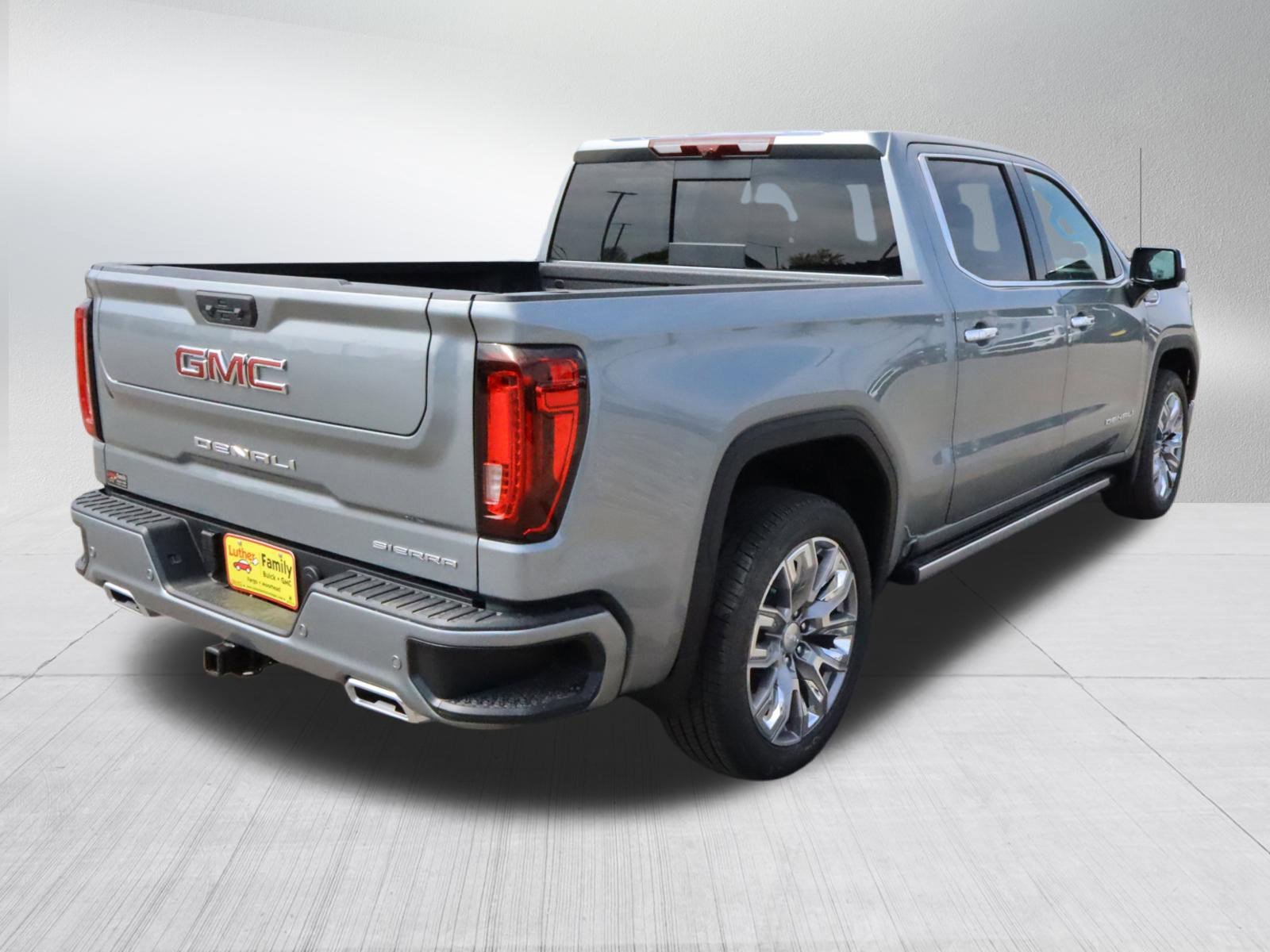 2026 GMC Sierra 1500 Denali - Photo 7