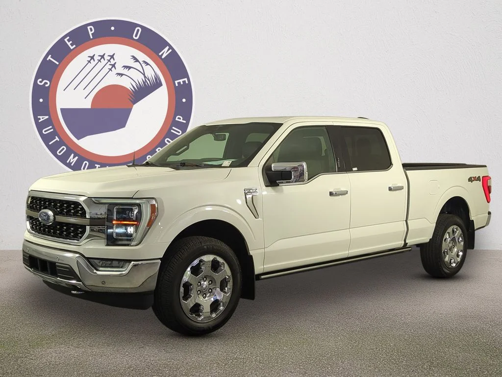 Used 2022 White Ford King Ranch image 2