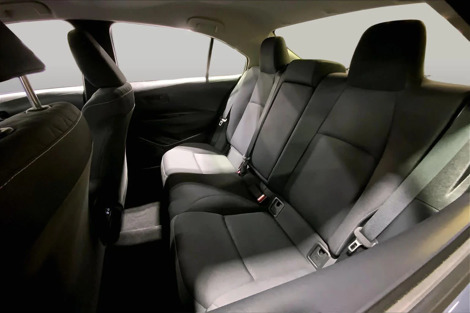 Used 2023 Celestite Toyota LE image 21