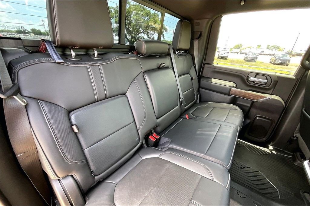 Used 2023 Black Chevrolet High Country image 22