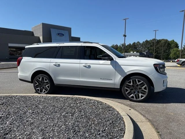 New 2026 Star White Metallic Tri-Coat Ford Platinum image 1