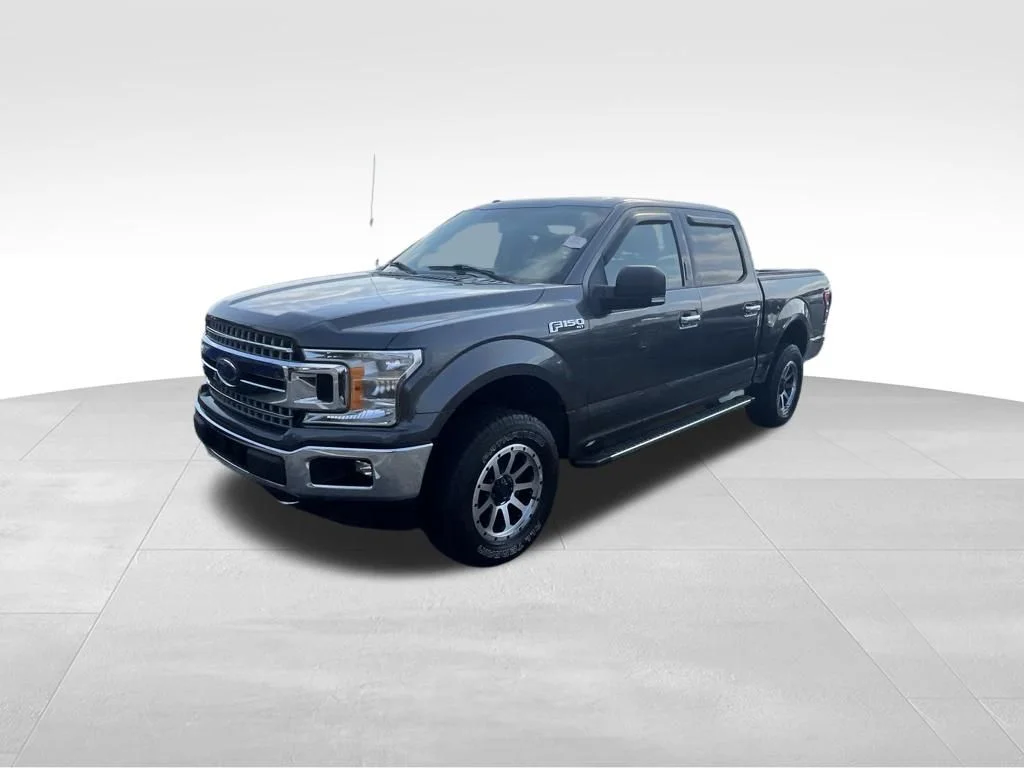 Used 2018 Gray Ford XLT image 9