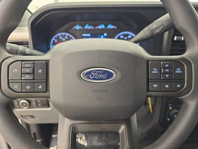 New 2026 Oxford White Ford F-250® XLT image 34
