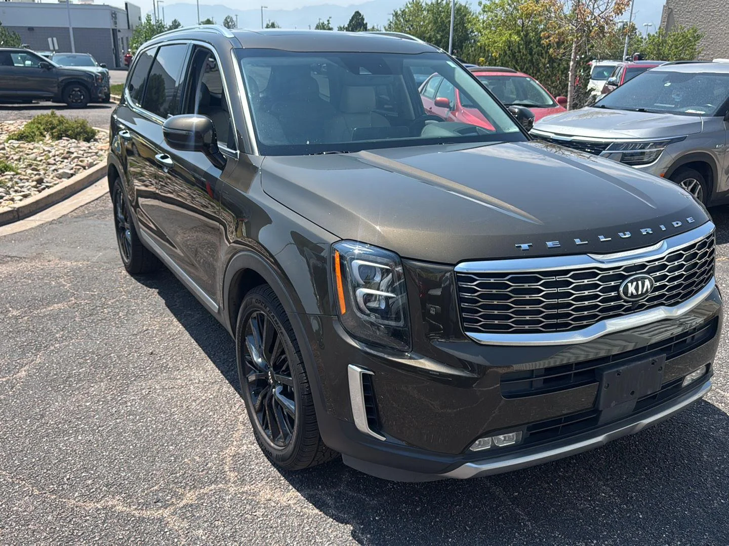 Used 2020 Dark Moss Kia SX image 2