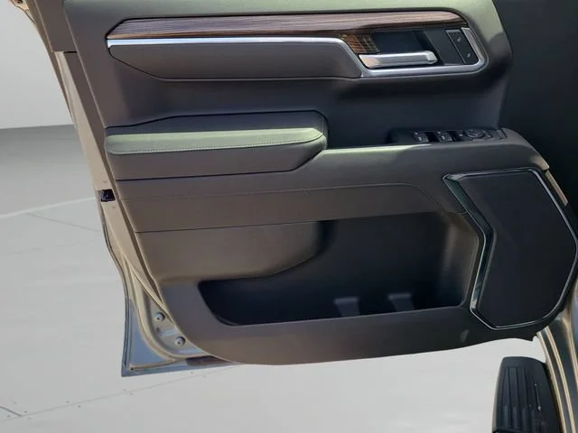 New 2026 Sterling Gray Metallic Chevrolet LT Trail Boss image 16