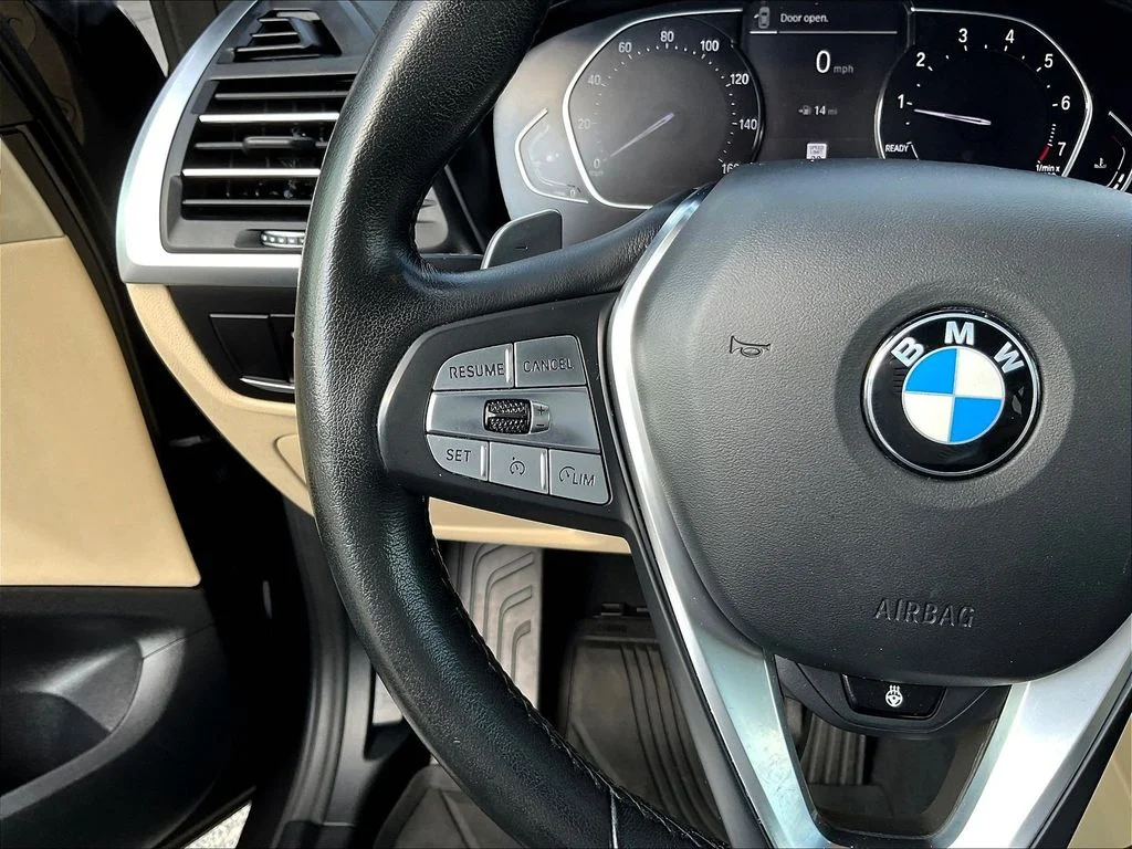 Used 2022 Dark Graphite BMW xDrive30i image 13