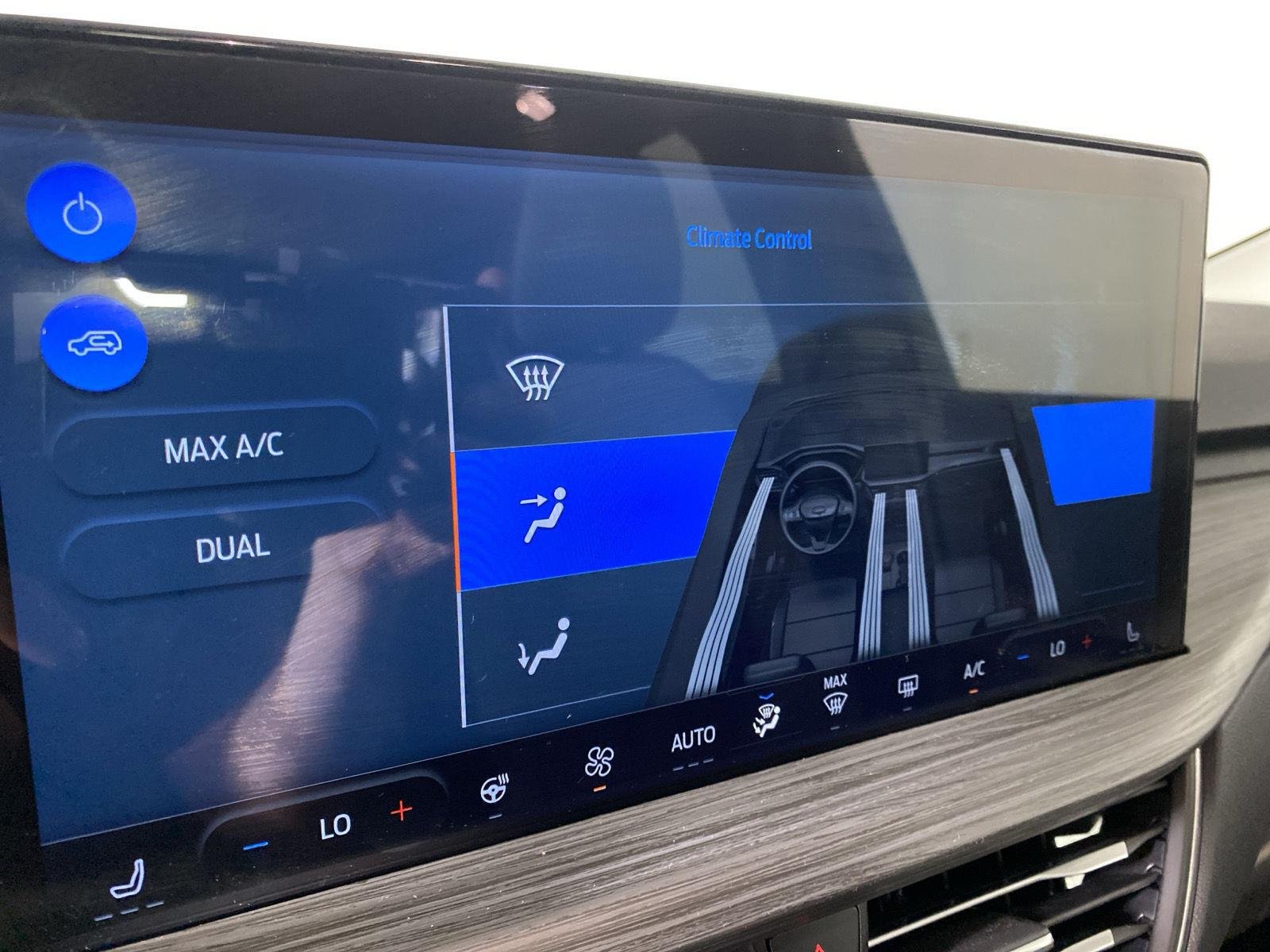 Used 2023 Vapor Blue Ford Platinum image 22