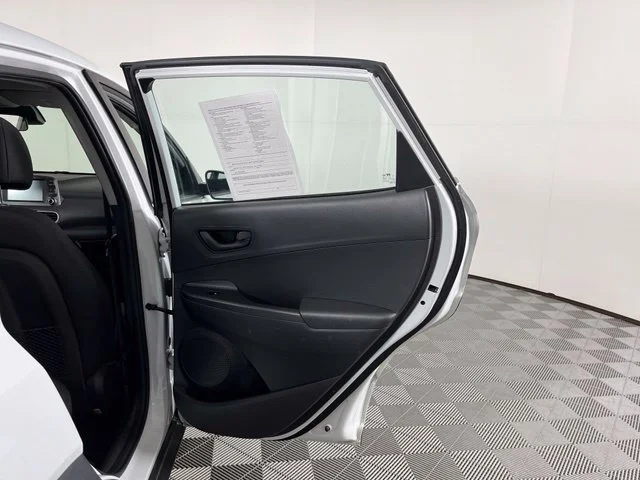 Used 2019 White Hyundai SE image 34