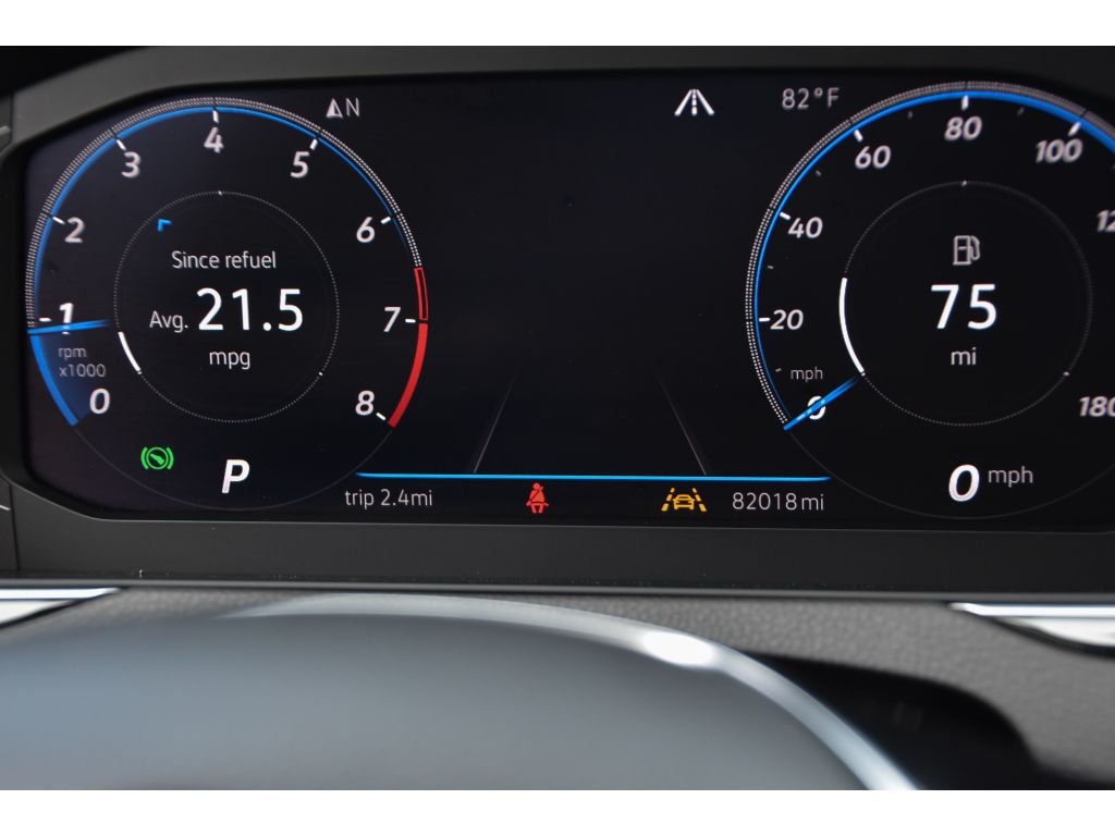Used 2020 Deep Black Pearl Volkswagen SEL Premium R-Line image 18