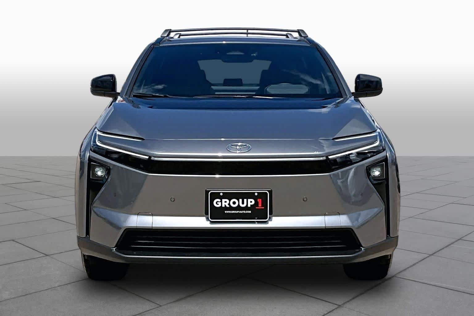 Used 2026 Heavy Metal Toyota XLE image 3