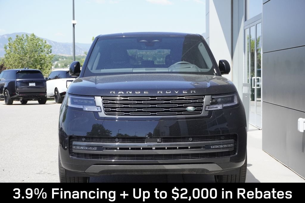 New 2026 Santorini Black Land Rover SE image 5