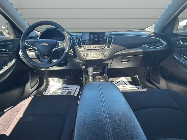 Used 2024 White Chevrolet LT image 16