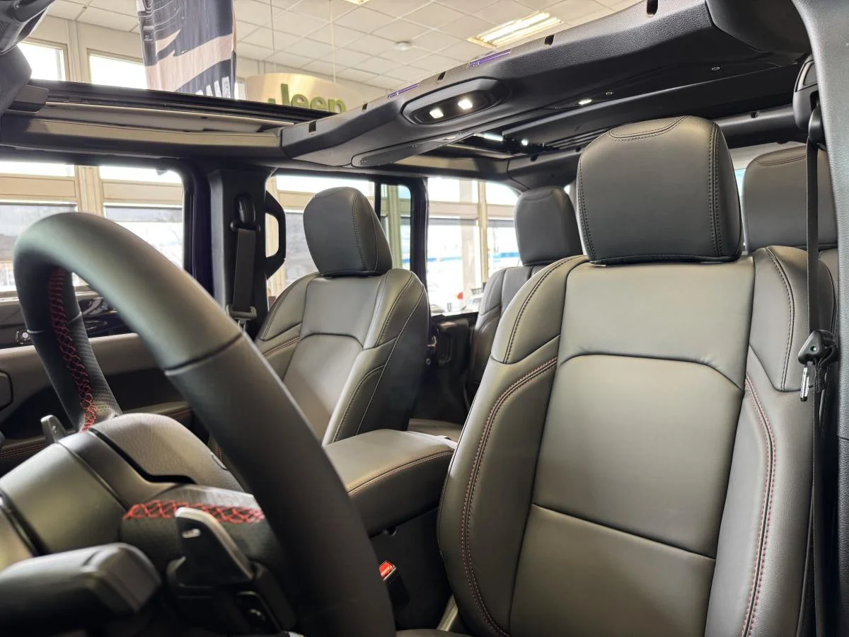 New 2026 reign (pht) Jeep Moab 392 4 Door 4x4 image 14