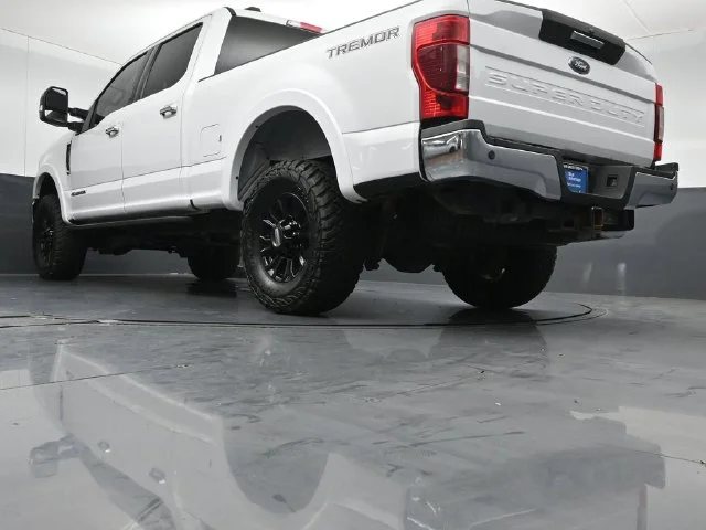 Certified Used 2021 Oxford White Ford XLT image 41