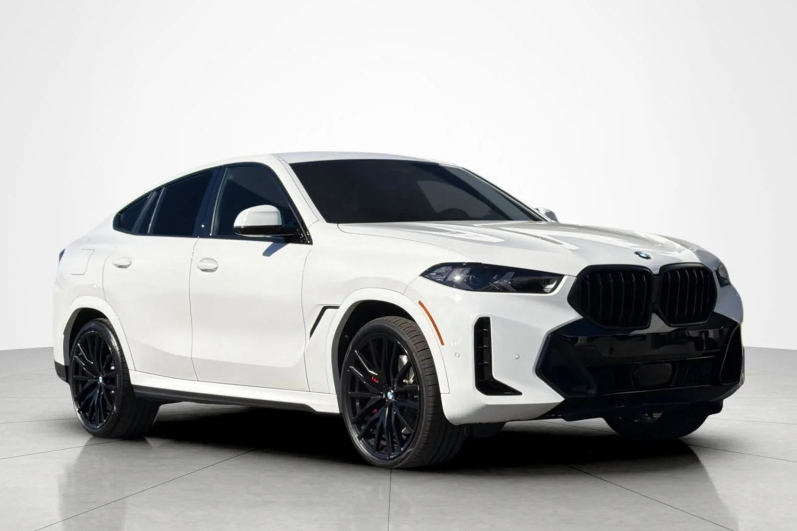 Used 2025 Alpine White BMW xDrive40i image 7