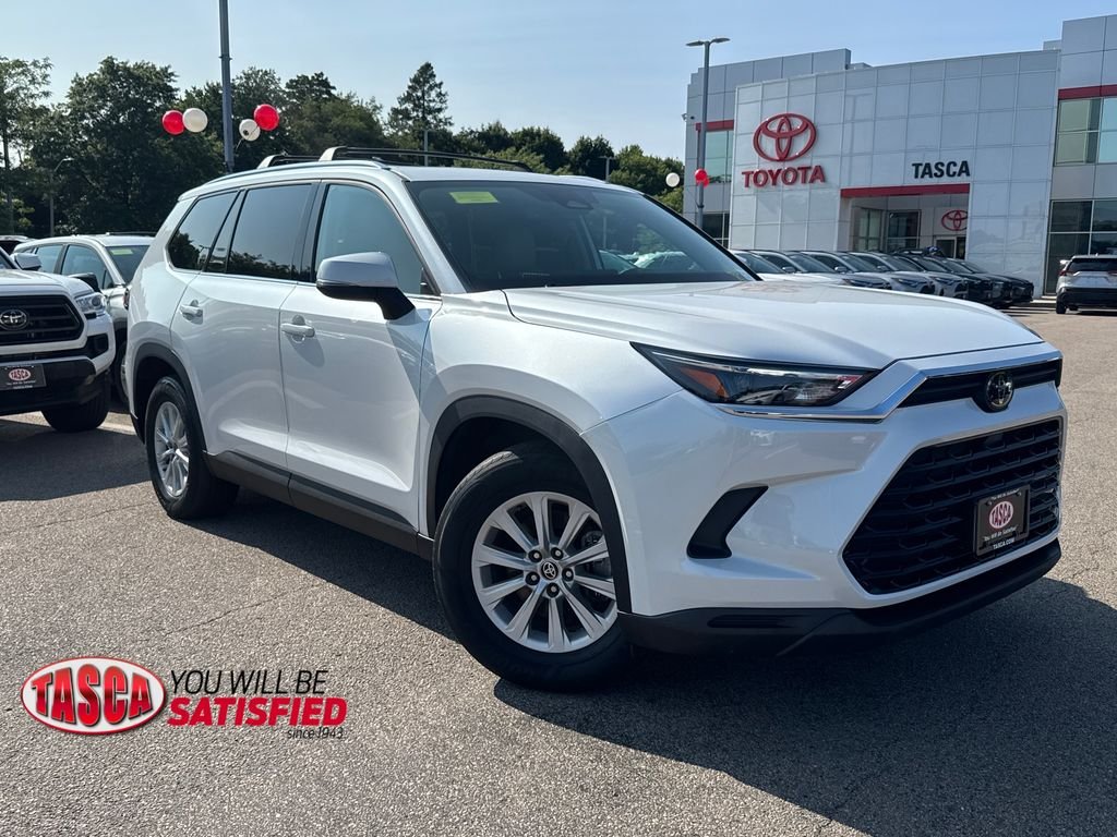 Used 2024 Beige Toyota XLE image 1