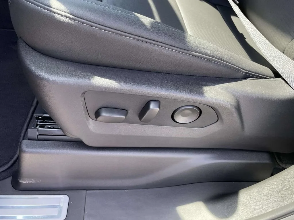 New 2026 Sterling Metallic GMC SLT image 19