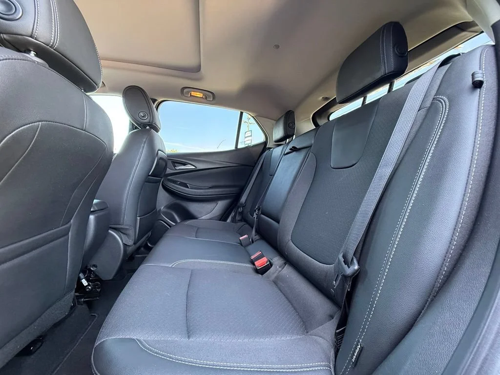 Used 2022 CINNABAR METALLIC Buick Select image 33