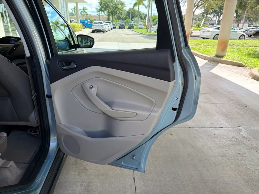 Used 2014 White Ford SE image 29