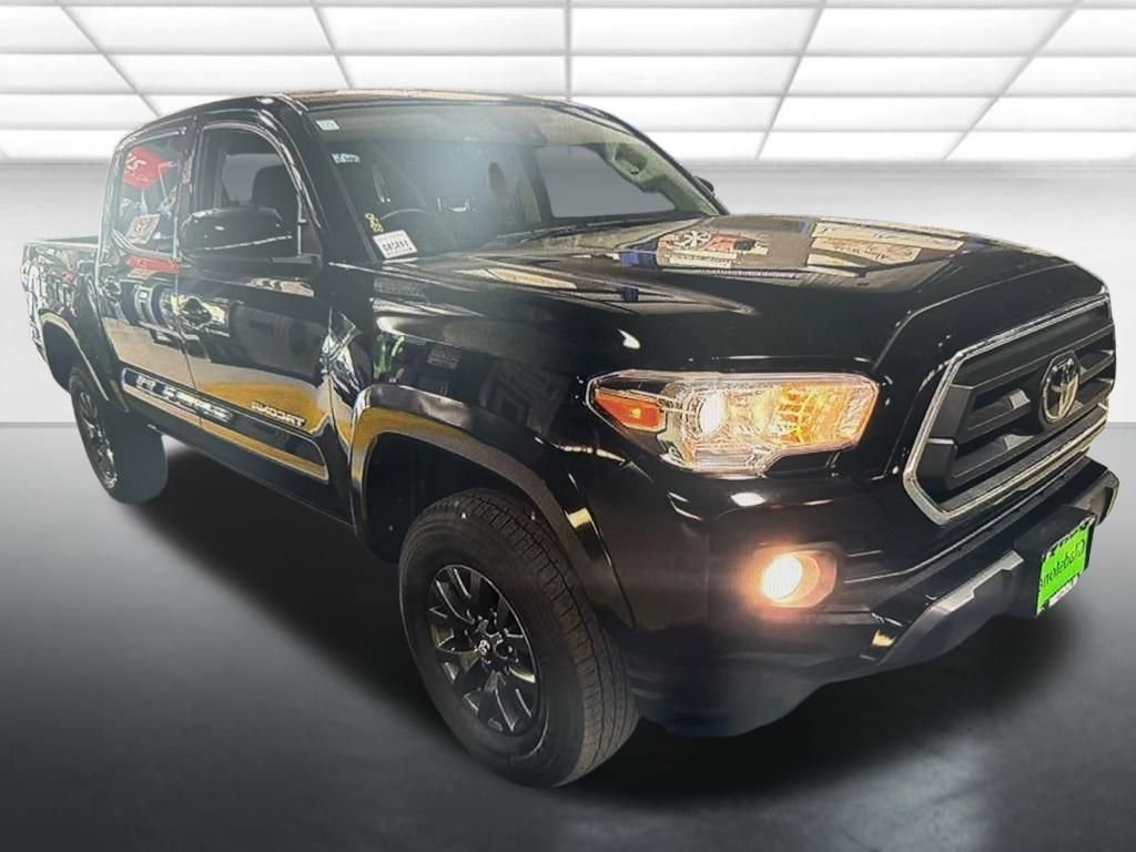 2023 Toyota Tacoma SR5 Double Cab 2WD V6 Auto Short Bed's photo