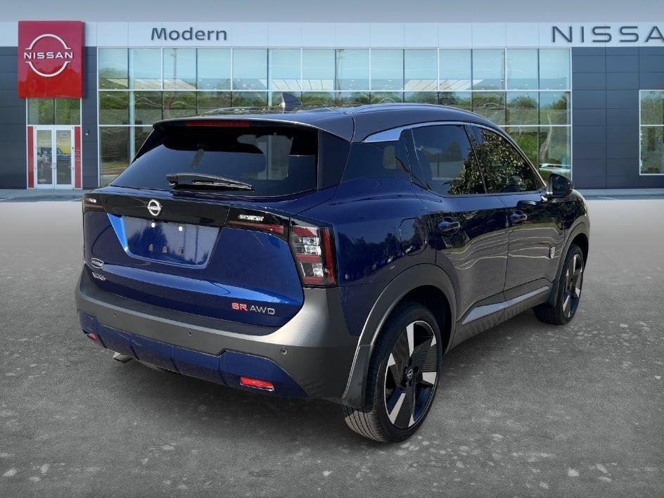 Used 2025 Deep Blue Pearl/Gun Metallic Nissan SR image 5