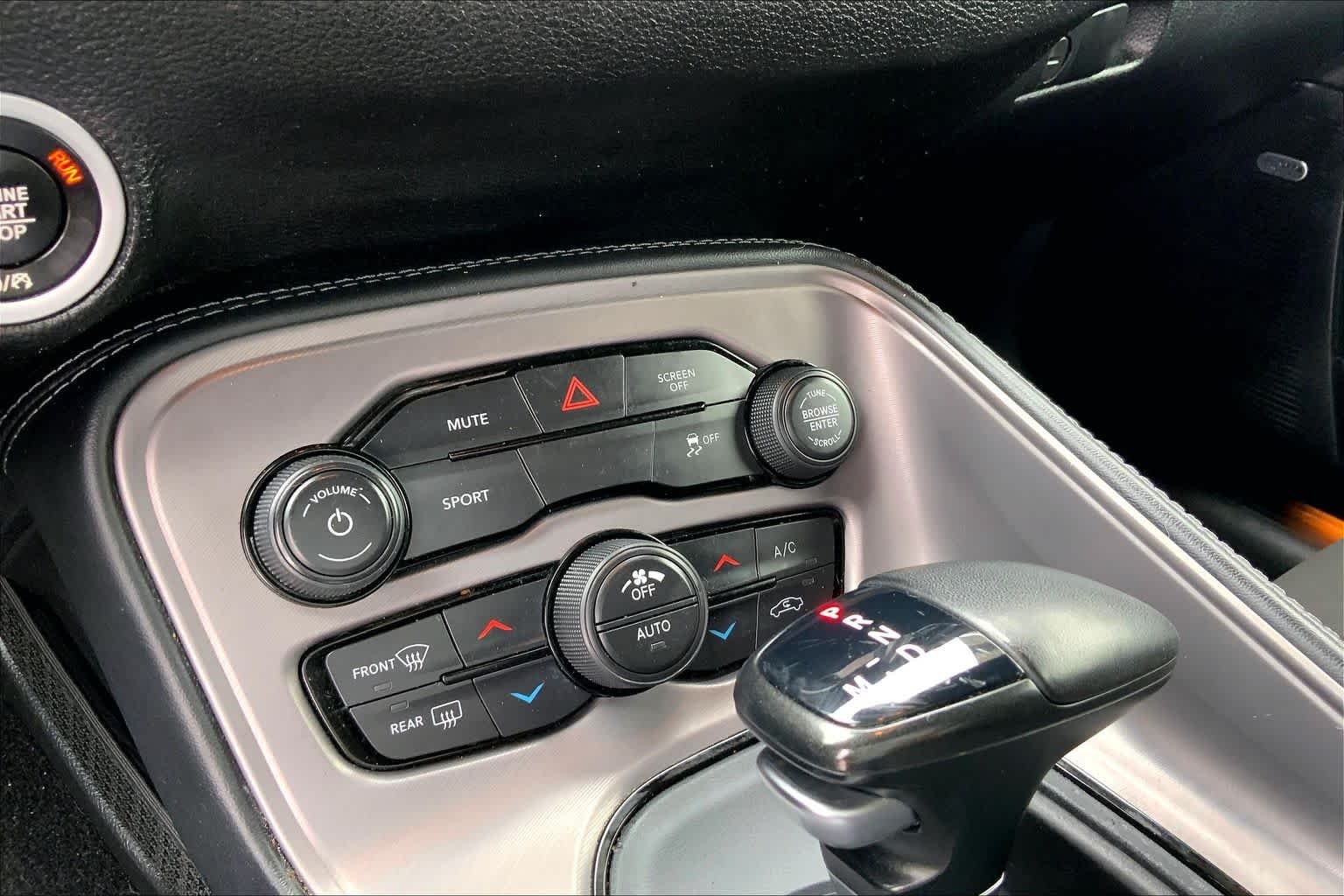 Used 2023 Pitch Black Clearcoat Dodge SXT image 31