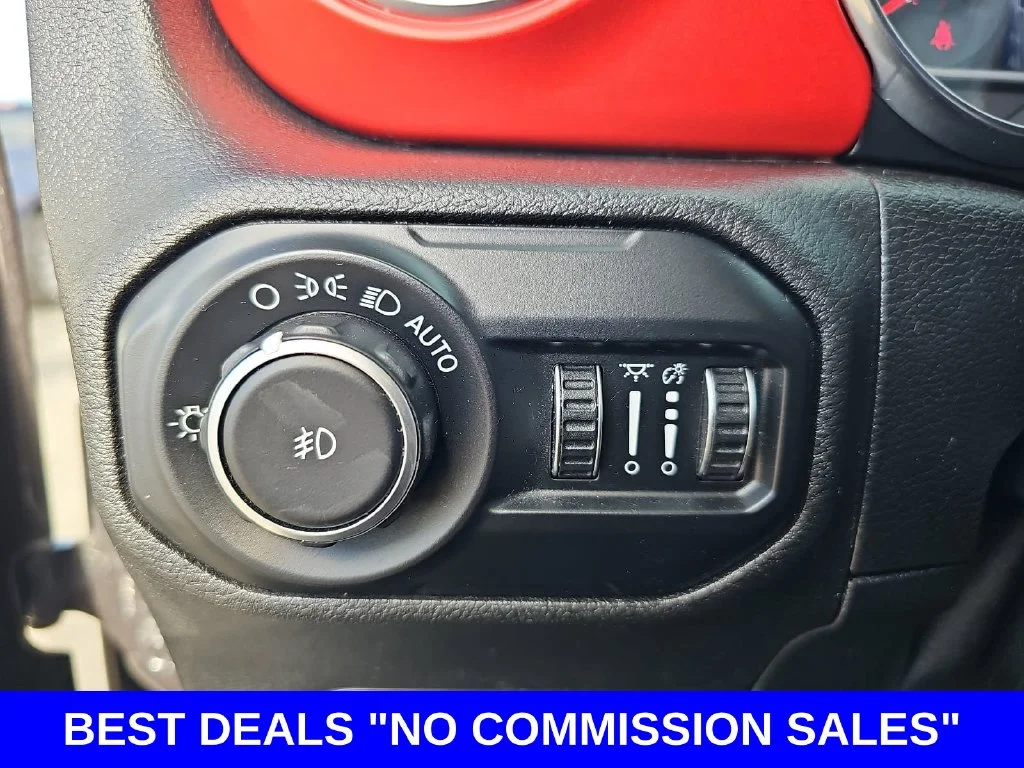 Used 2021 Gray Jeep Unlimited Rubicon image 25