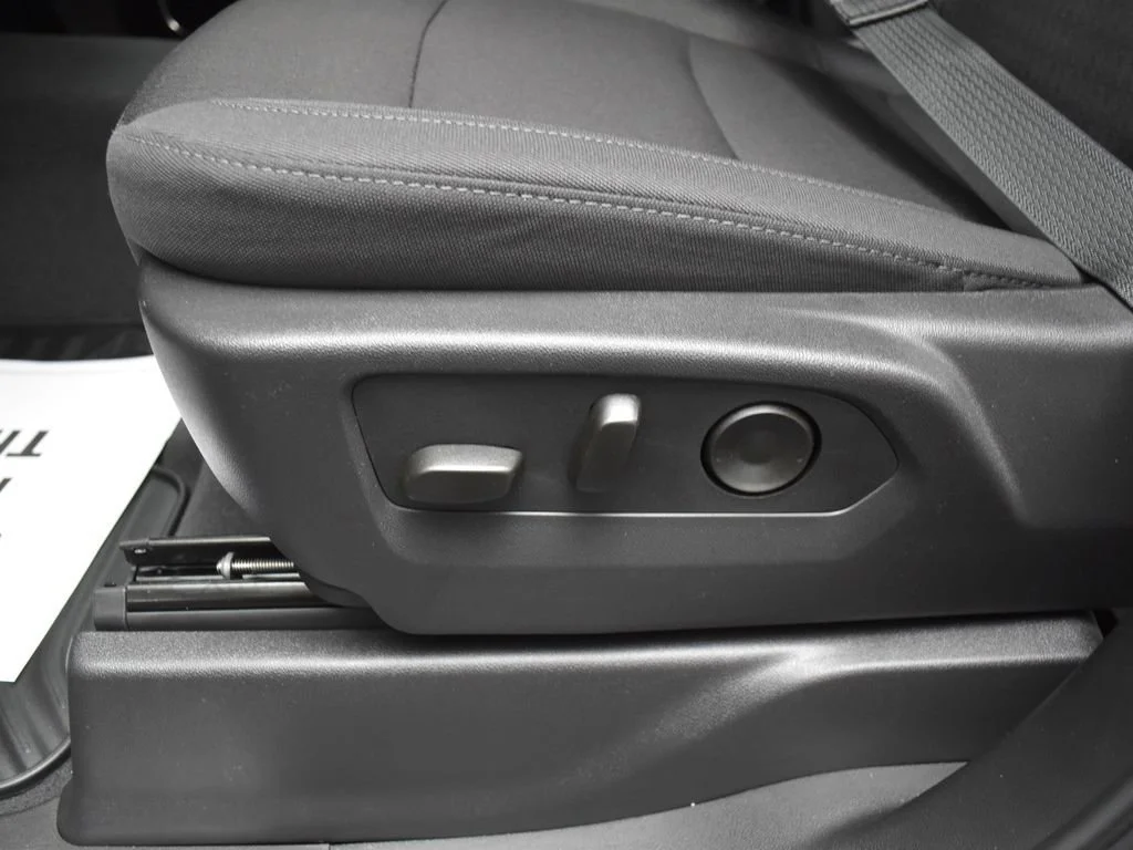 2026 GMC Sierra 1500 SLE - Photo 16