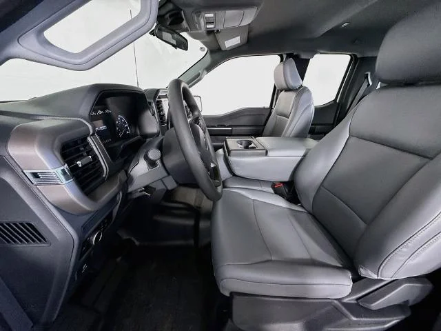 New 2026 Oxford White Ford XL image 48