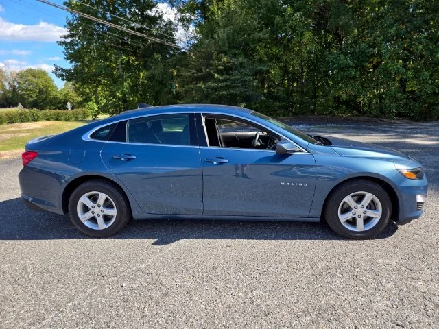 Used 2025 Blue Chevrolet LS image 9
