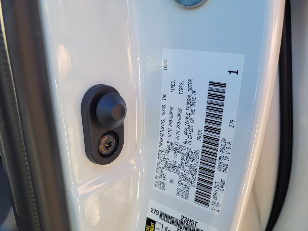 2026 Toyota Tundra Limited - Photo 14