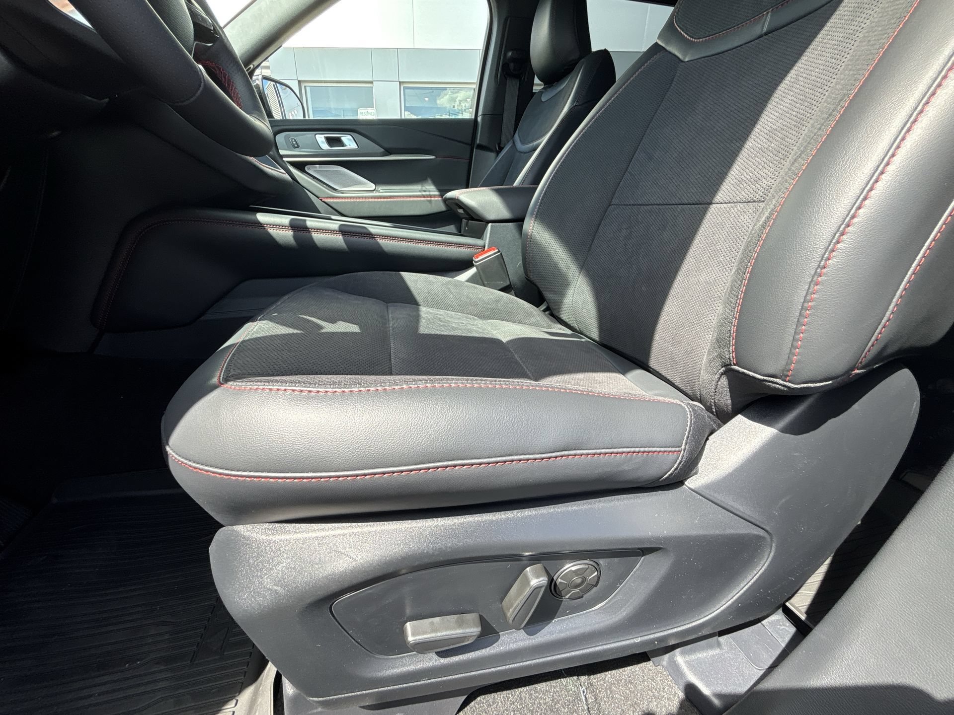 New 2026 Agate Black Metallic Ford ST image 13