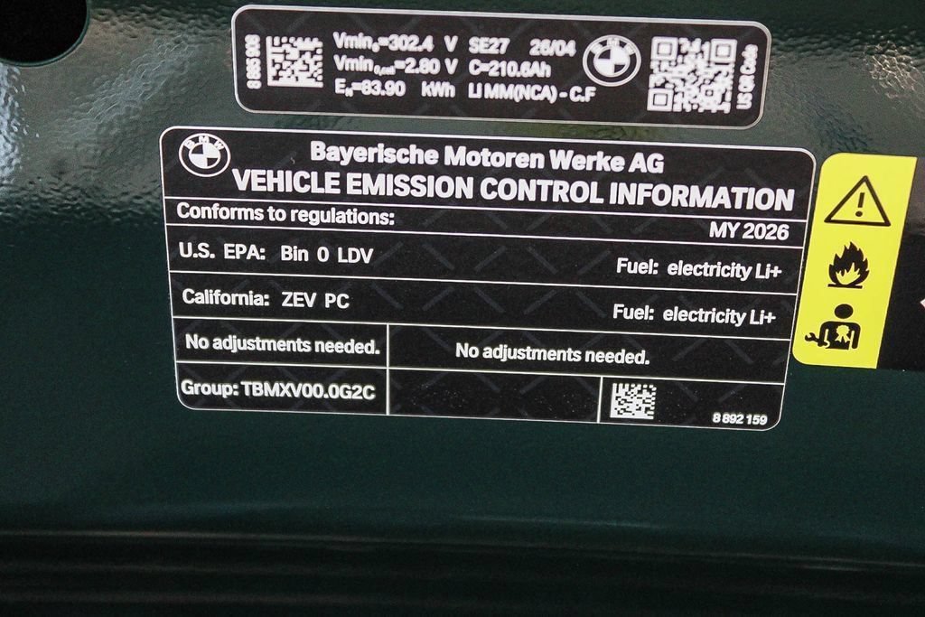 New 2026 Cape York Green Metallic BMW eDrive40 image 26