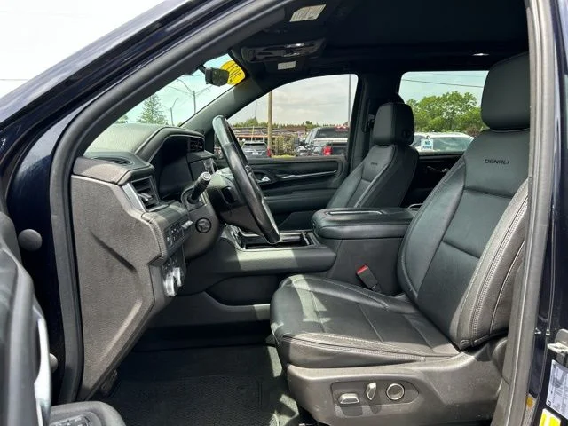 Used 2021 Blue GMC Denali image 36