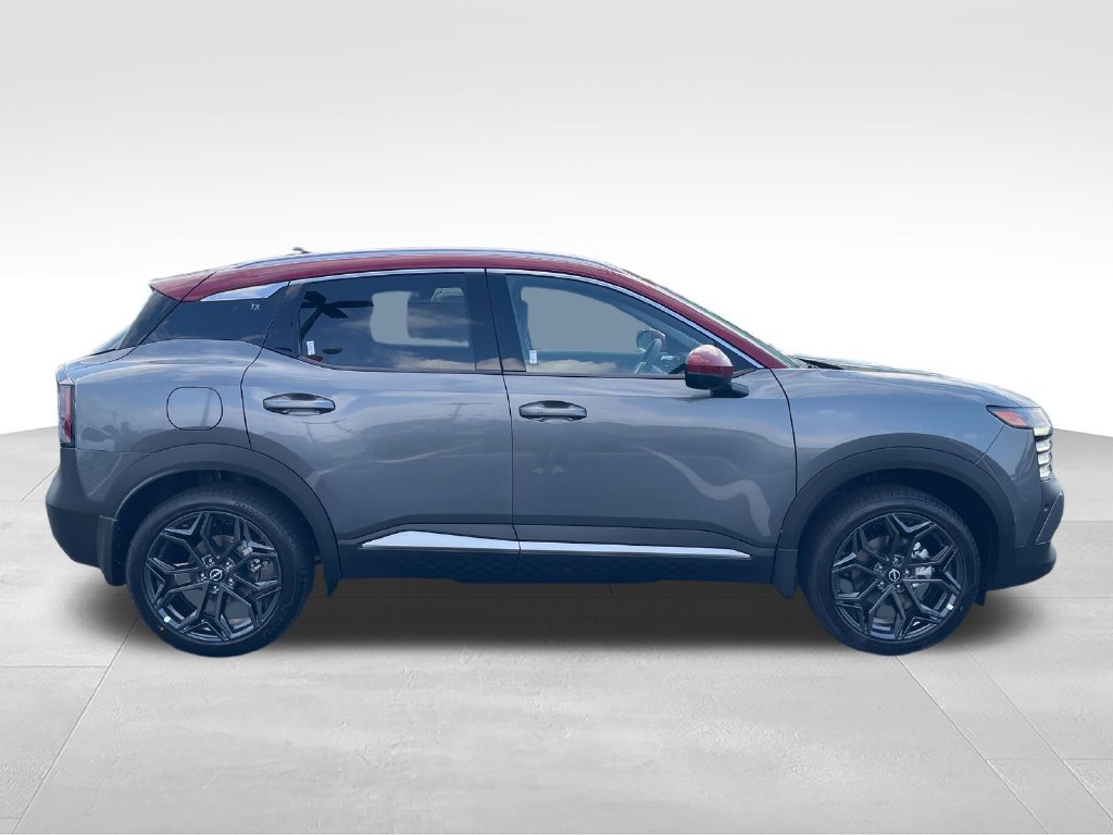 New 2027 Gray Nissan SR image 6