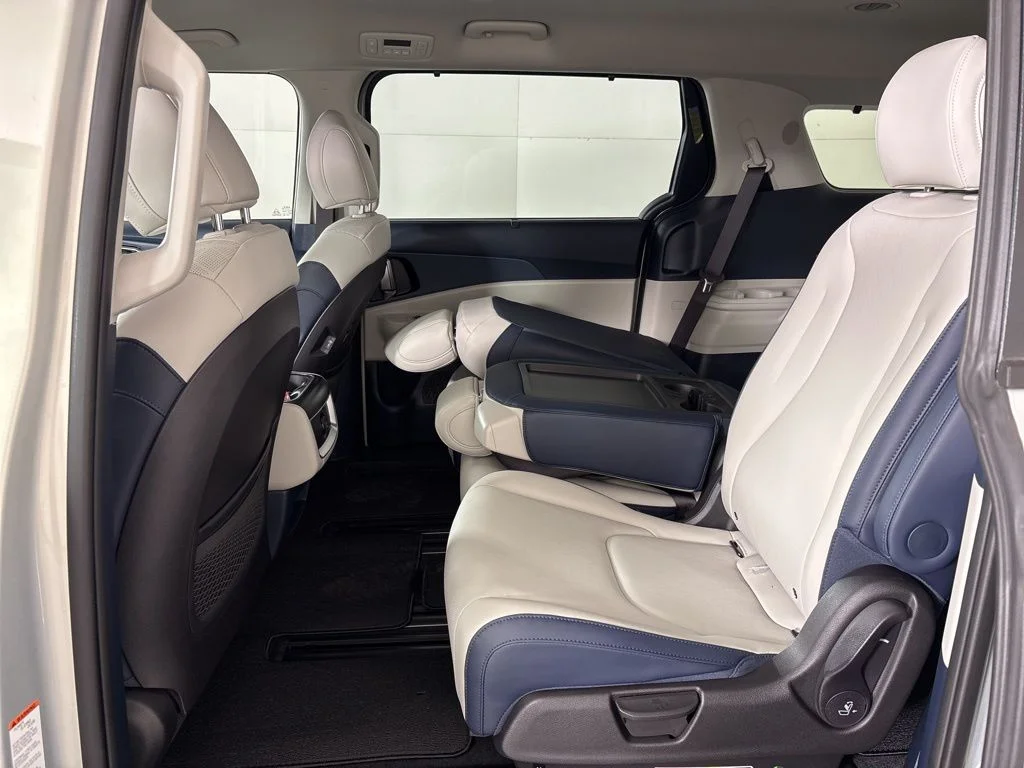 New 2026 Silver Kia EX image 24