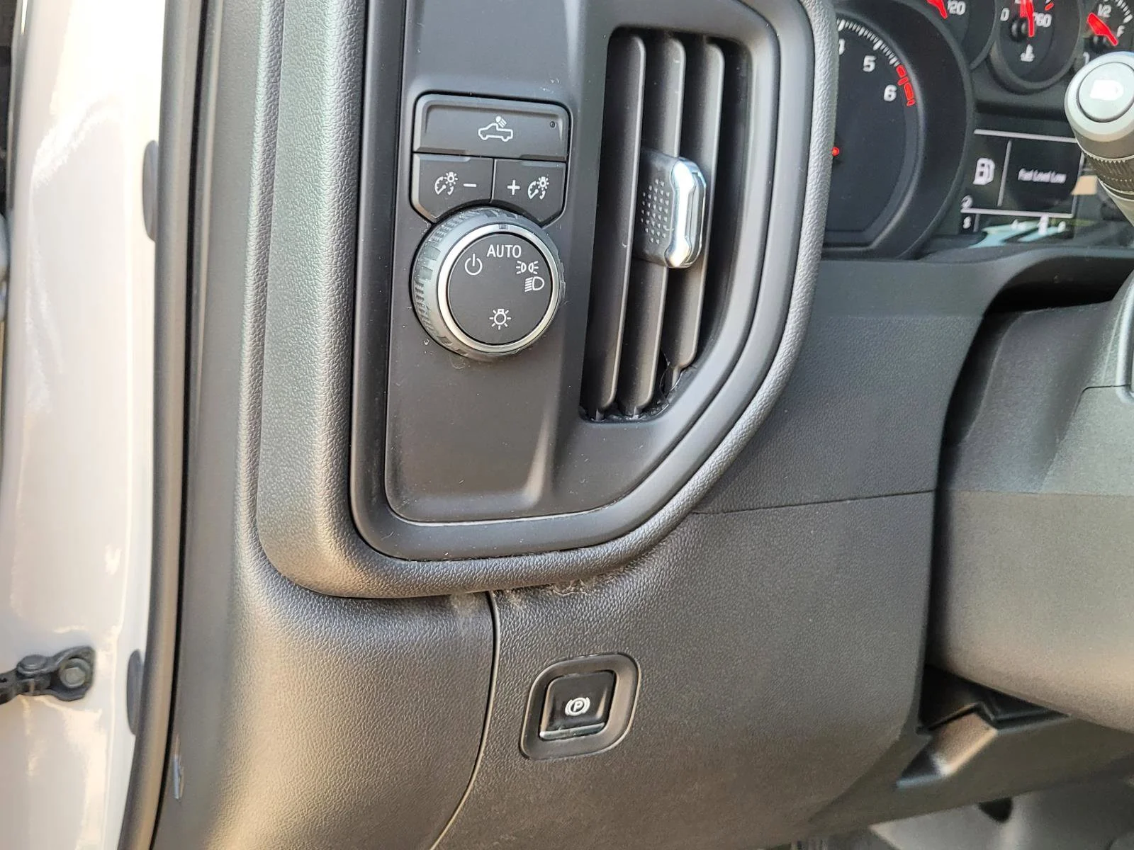 2026 Chevrolet Silverado 1500 Custom - Photo 16