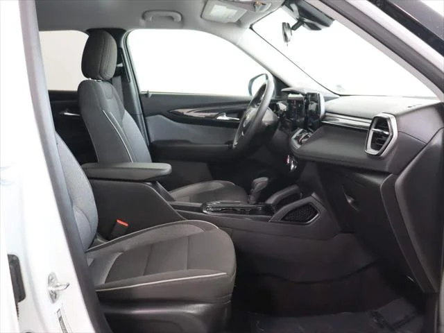 2025 Chevrolet Trailblazer LT - Photo 18