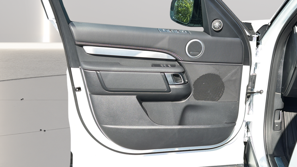 New 2026 Fuji White Land Rover Dynamic SE image 20